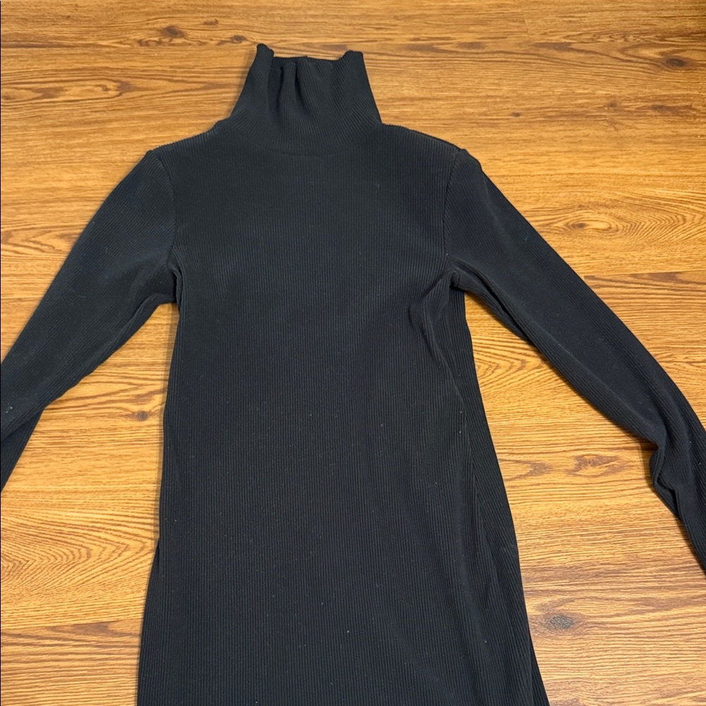 Old Navy Black Long Sleeve Dress